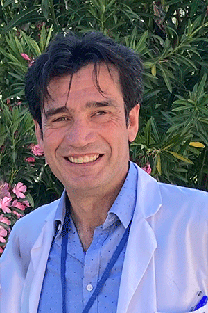 Dr. Mario Espinosa Hernández (Nefrólogo)